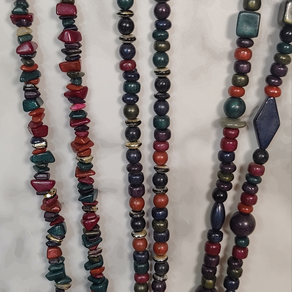 Colorful Layered Necklace Set - Picture 3 of 5